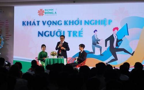 Diễn đàn "Khát vọng khởi nghiệp của người trẻ": nuôi dưỡng ước mơ khởi nghiệp trong tân sinh viên